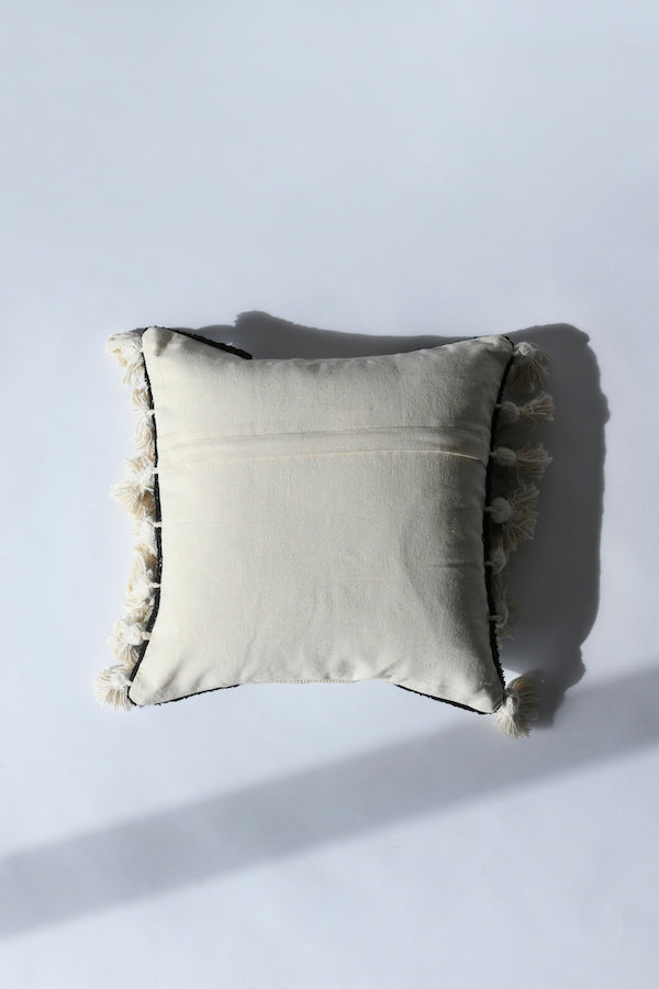 Textured Blanca Carino Cushion Cover