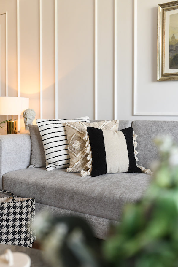 Textured Blanca Carino Cushion Cover
