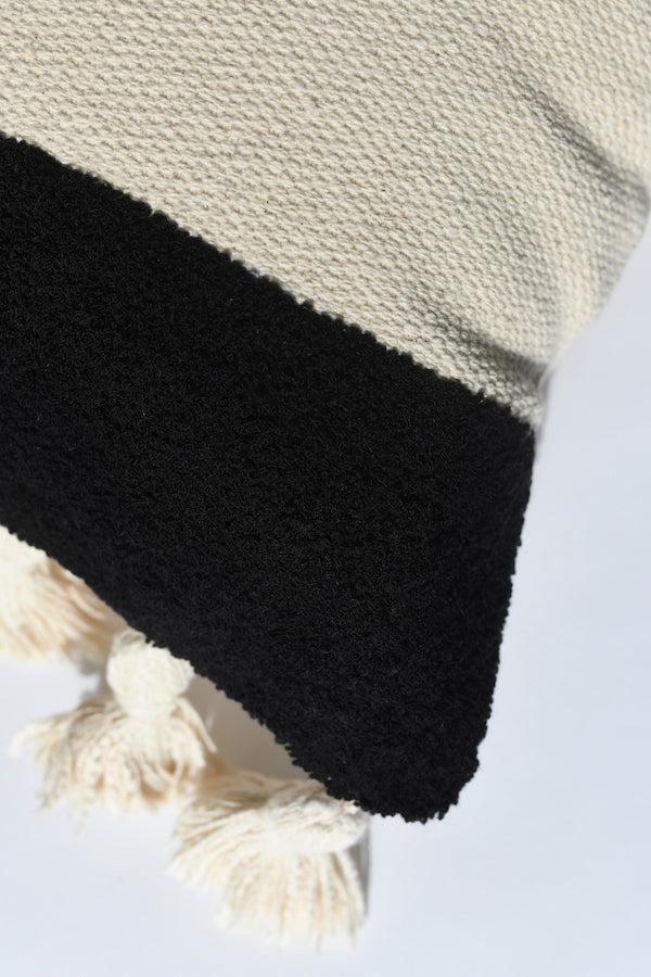 Textured Blanca Carino Cushion Cover
